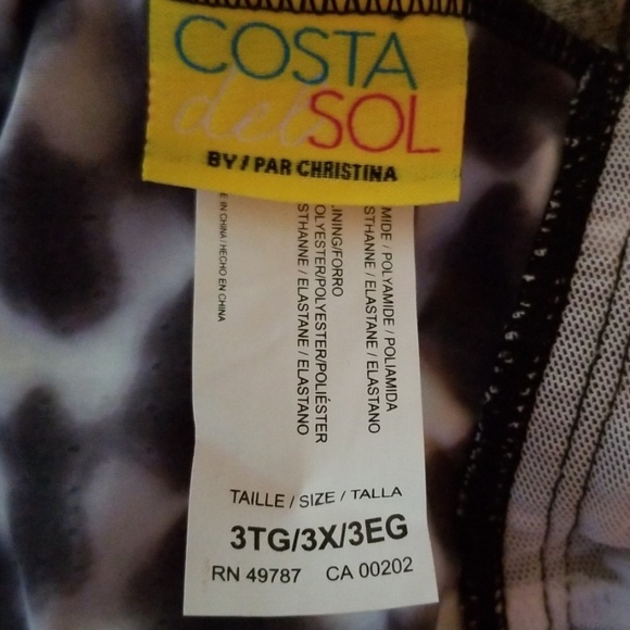 Black & white tankini - Picture 3 of 3